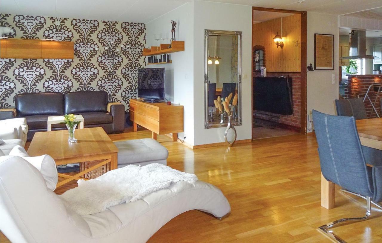 4 Bedroom Lovely Home In Hoeganaes Dış mekan fotoğraf